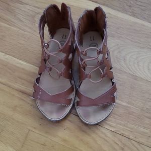 Girls‎ brown sandals